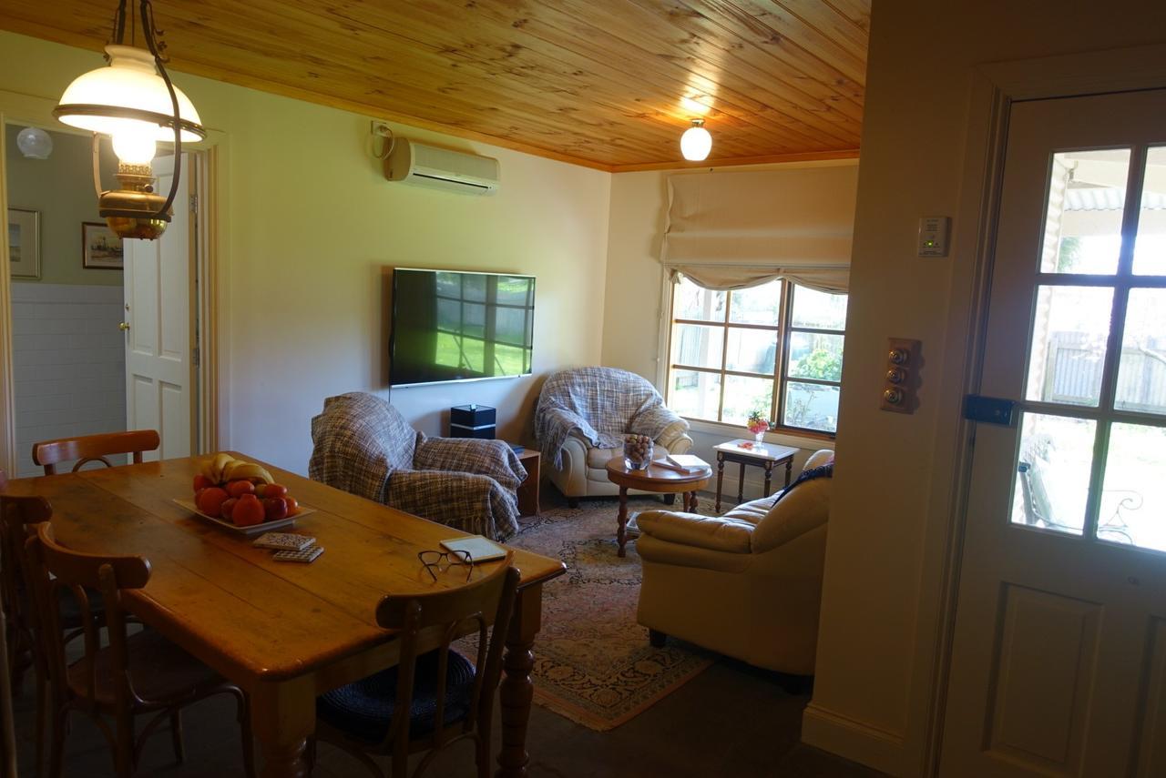Amy'S House Bed & Breakfast Auburn Ngoại thất bức ảnh