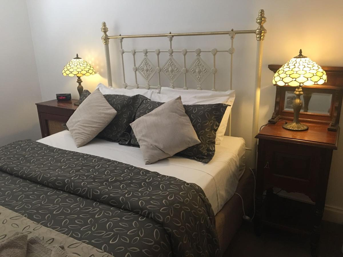 Amy'S House Bed & Breakfast Auburn Ngoại thất bức ảnh